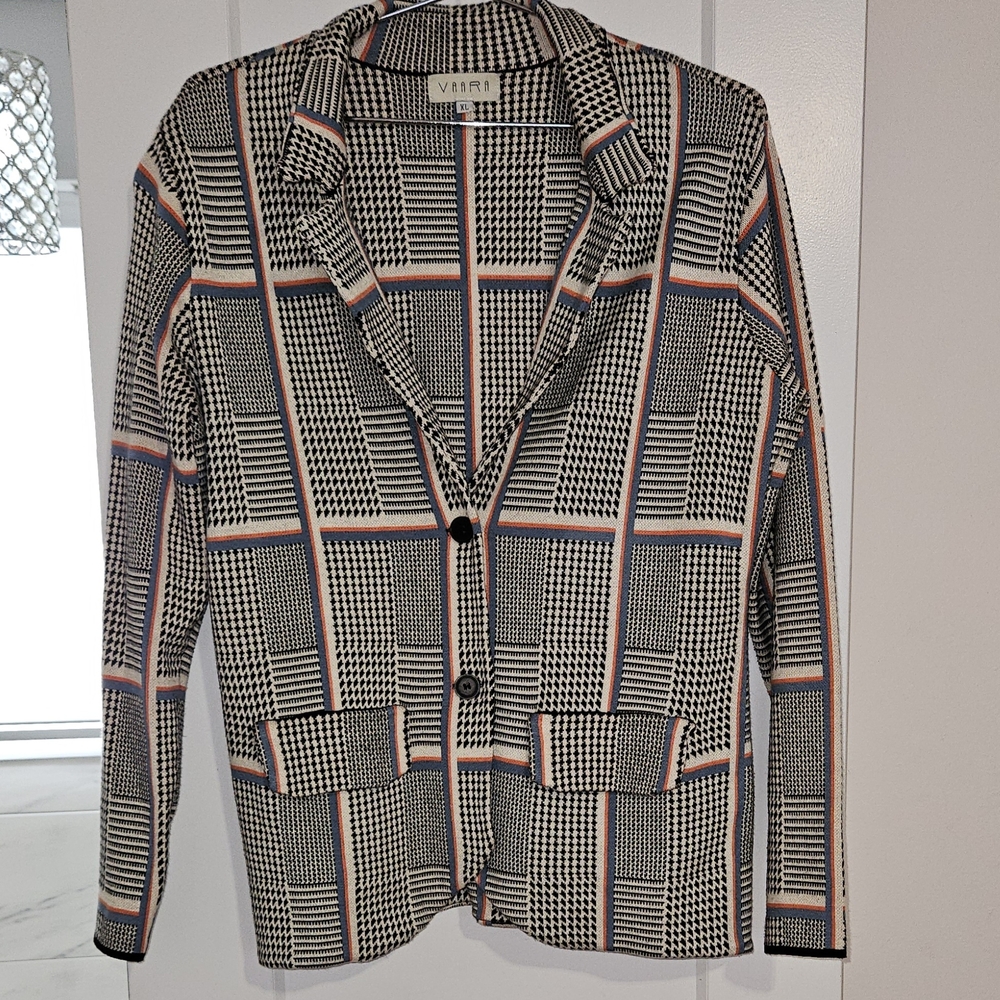 Beautiful Black and White Plaid Blazer